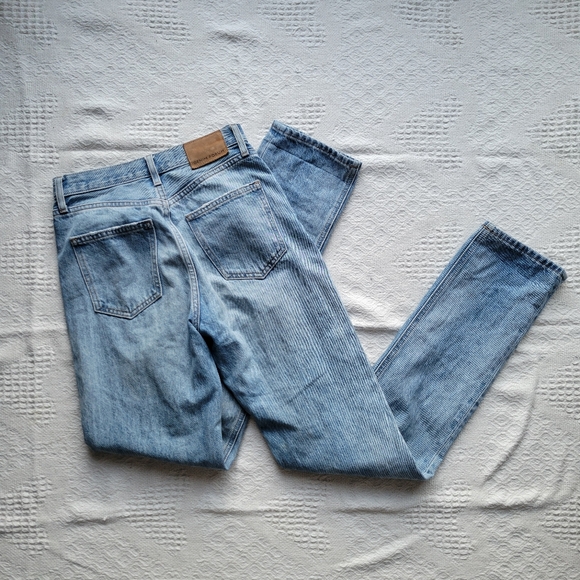 Denim Forum The '90s Nina Hi-Rise Slim Bootcut Jean - Picture 3 of 10